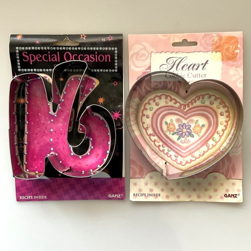 HEART ANDLETTER "K" GANZ COOKIE CUTTERS